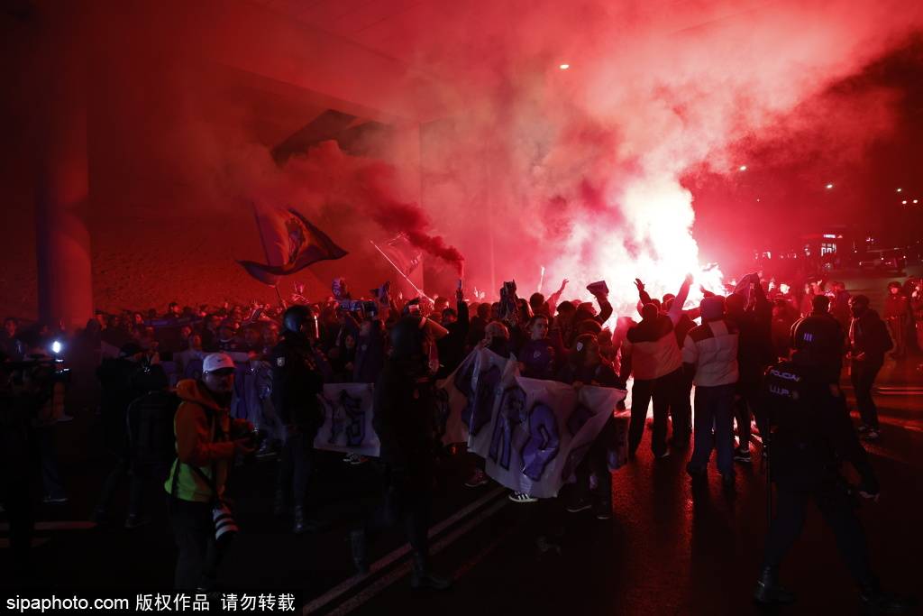 鲁尼加盟巴萨？哈维揭秘 2011 欧冠决赛赛后内幕